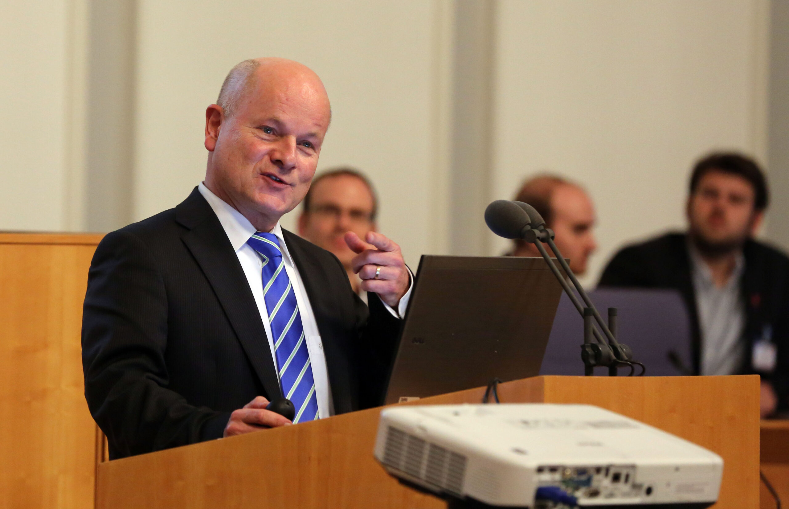 Dr. Jochen Hellmann (Generalsekretär der Deutsch-Französischen Hochschule)